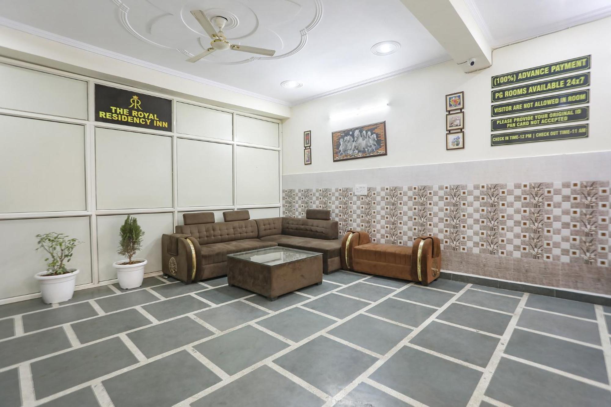 Fabexpress Asp Royal Residency Inn- Janakpuri เดลี ภายนอก รูปภาพ