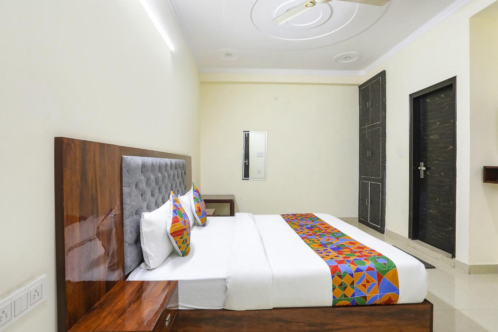 Fabexpress Asp Royal Residency Inn- Janakpuri เดลี ภายนอก รูปภาพ