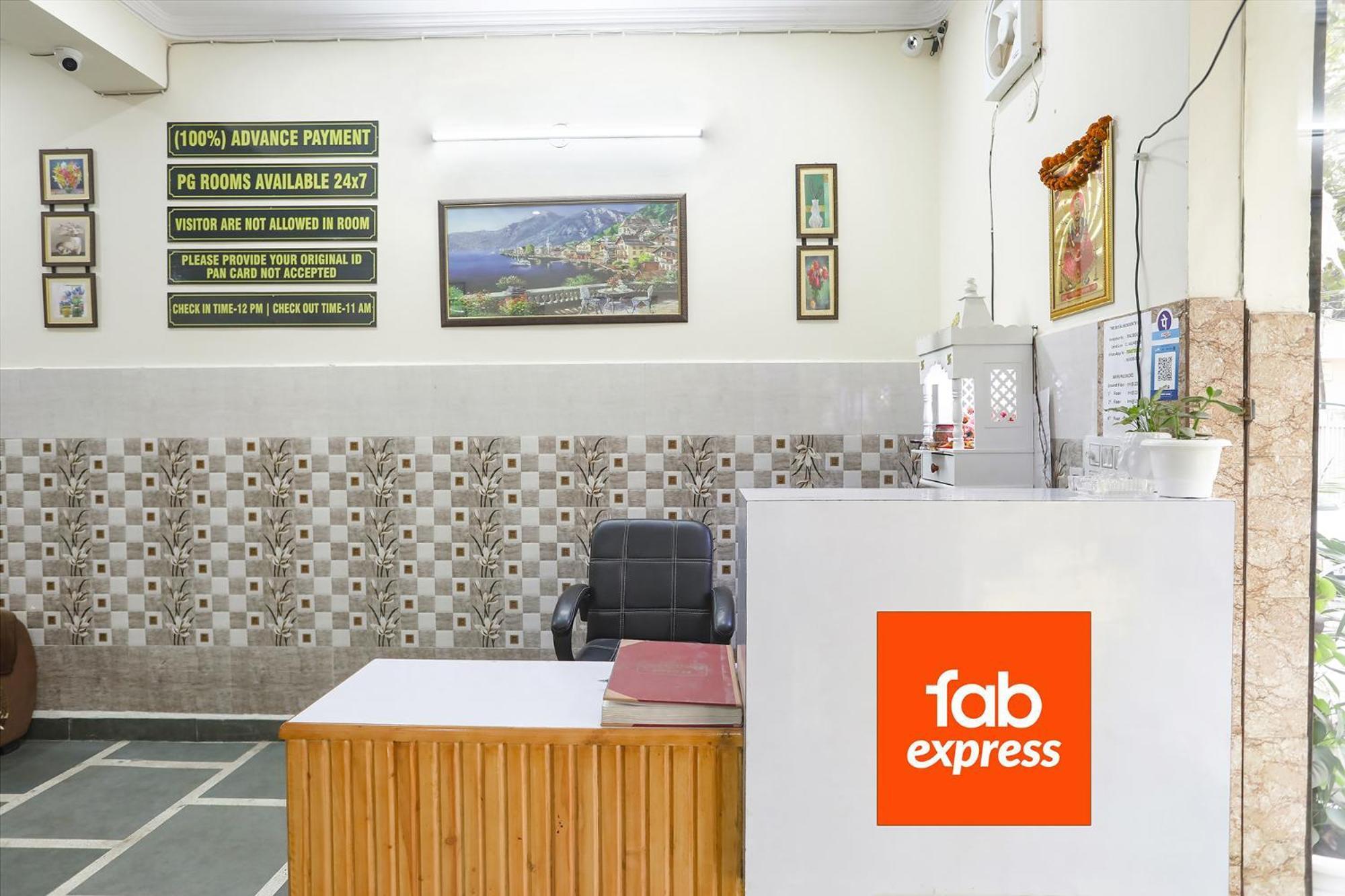 Fabexpress Asp Royal Residency Inn- Janakpuri เดลี ภายนอก รูปภาพ