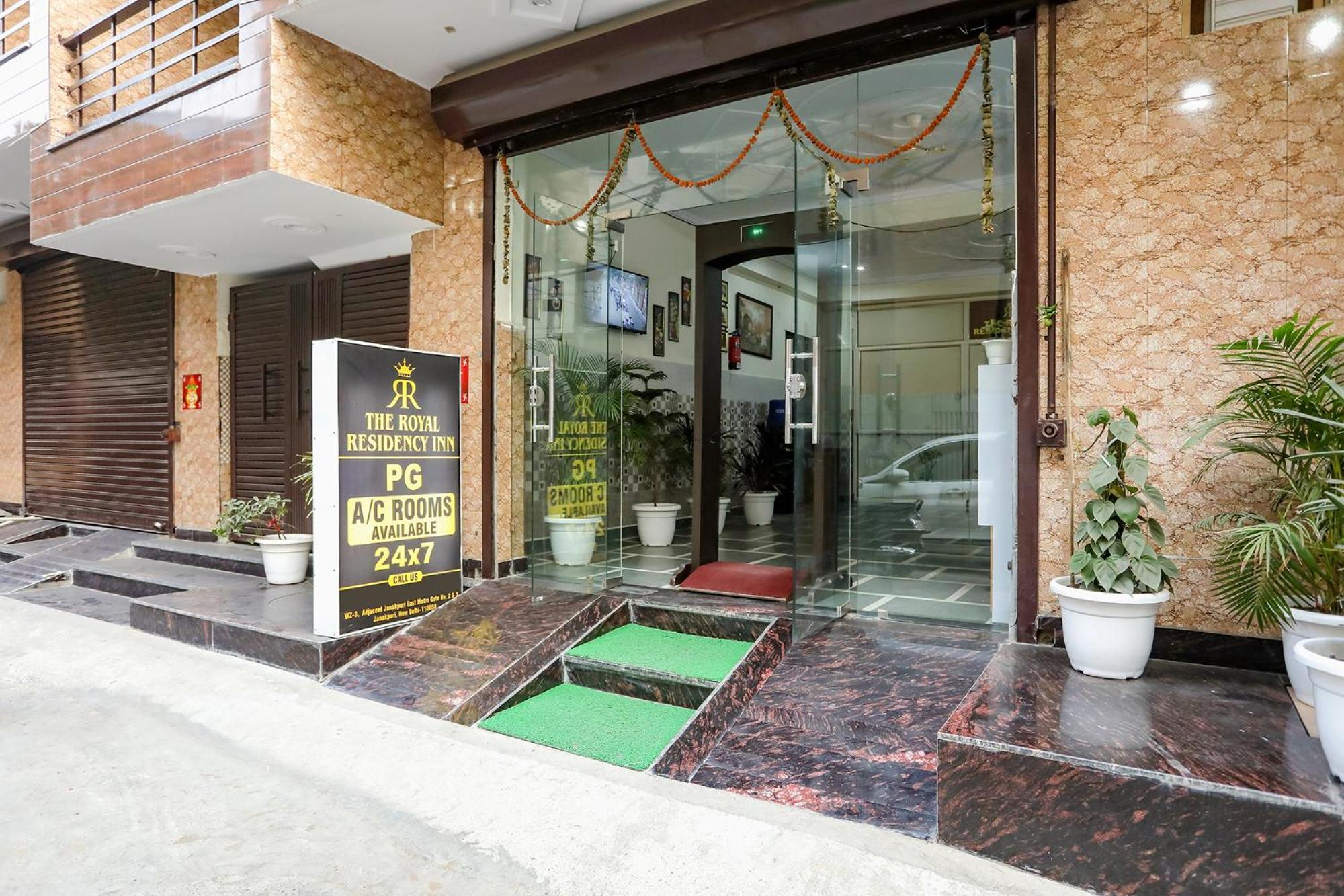 Fabexpress Asp Royal Residency Inn- Janakpuri เดลี ภายนอก รูปภาพ