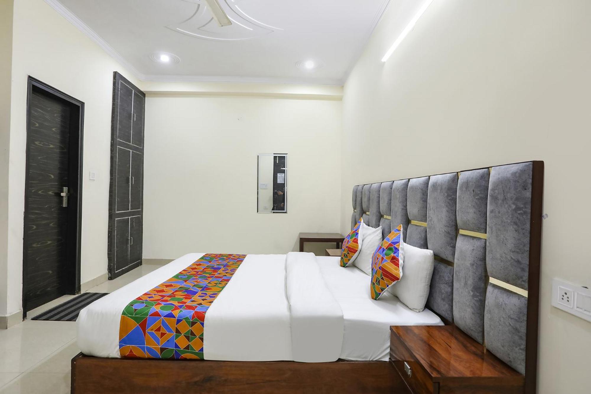 Fabexpress Asp Royal Residency Inn- Janakpuri เดลี ภายนอก รูปภาพ